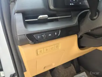 2023 Kia Carnival с пробегом 47 280 км