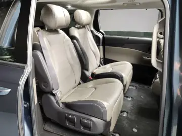 2024 Kia Carnival с пробегом 31 944 км