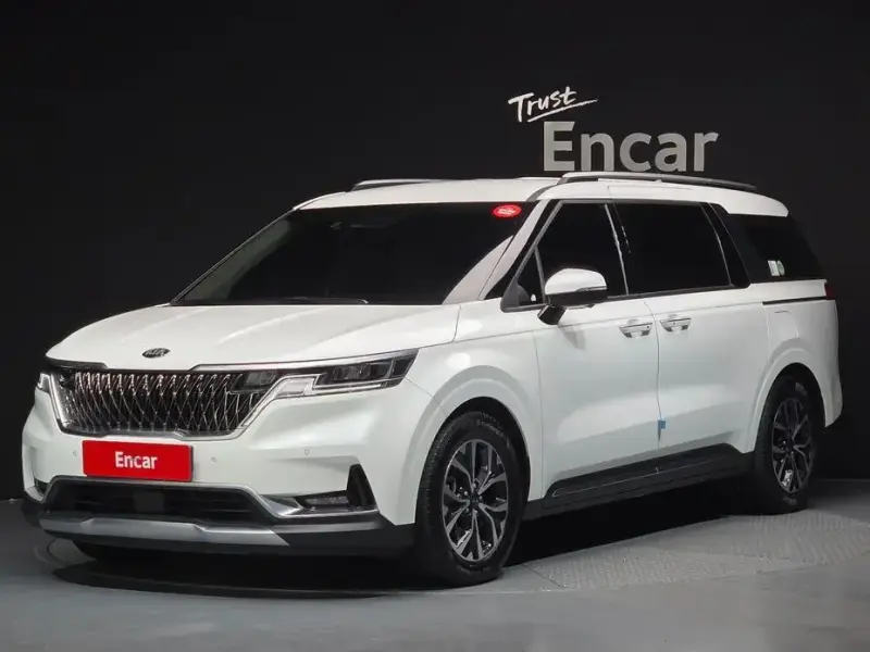 2021 Kia Carnival с пробегом 37 664 км