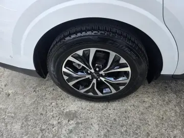 2023 Kia Carnival с пробегом 47 280 км