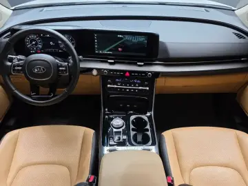 2021 Kia Carnival с пробегом 37 664 км