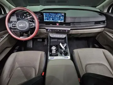 2024 Kia Carnival с пробегом 25 506 км