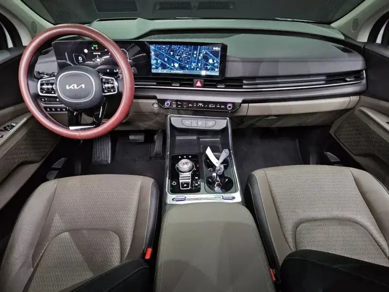 2024 Kia Carnival с пробегом 25 506 км