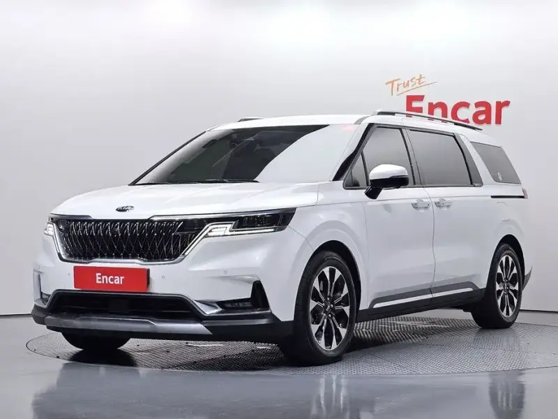 2021 Kia Carnival с пробегом 65 260 км