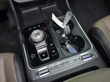 2024 Kia Carnival с пробегом 25 506 км