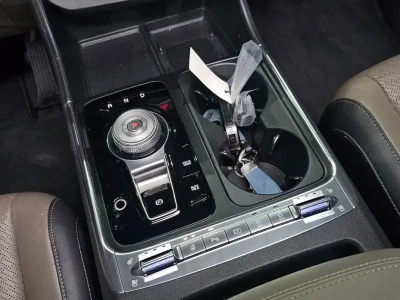 2024 Kia Carnival с пробегом 25 506 км