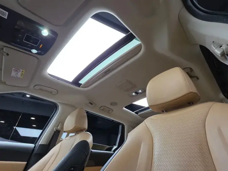 2021 Kia Carnival с пробегом 84 454 км
