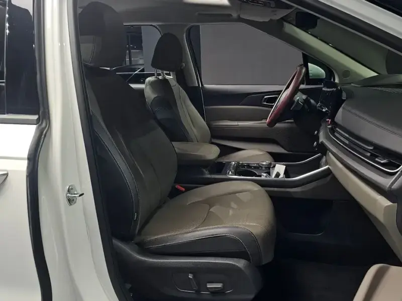 2024 Kia Carnival с пробегом 25 506 км