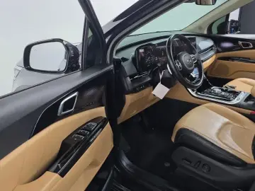 2021 Kia Carnival с пробегом 84 454 км