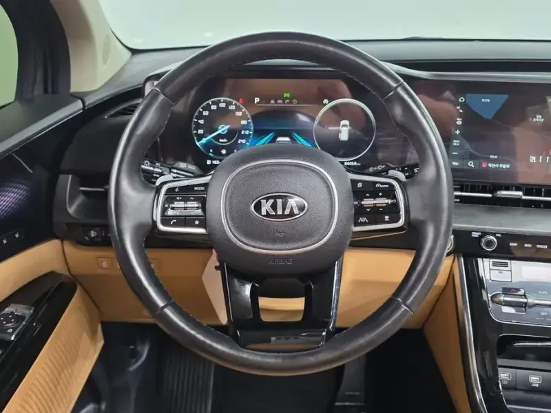 2021 Kia Carnival с пробегом 84 454 км