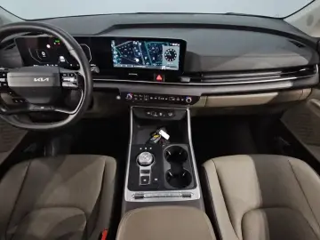2024 Kia Carnival с пробегом 24 851 км