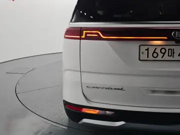 2021 Kia Carnival с пробегом 65 260 км