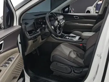 2024 Kia Carnival с пробегом 24 851 км