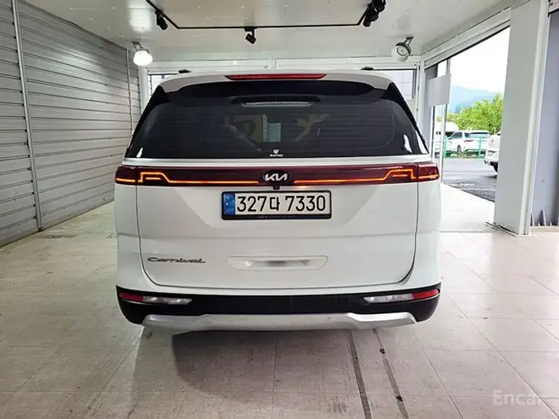 2021 Kia Carnival с пробегом 104 171 км