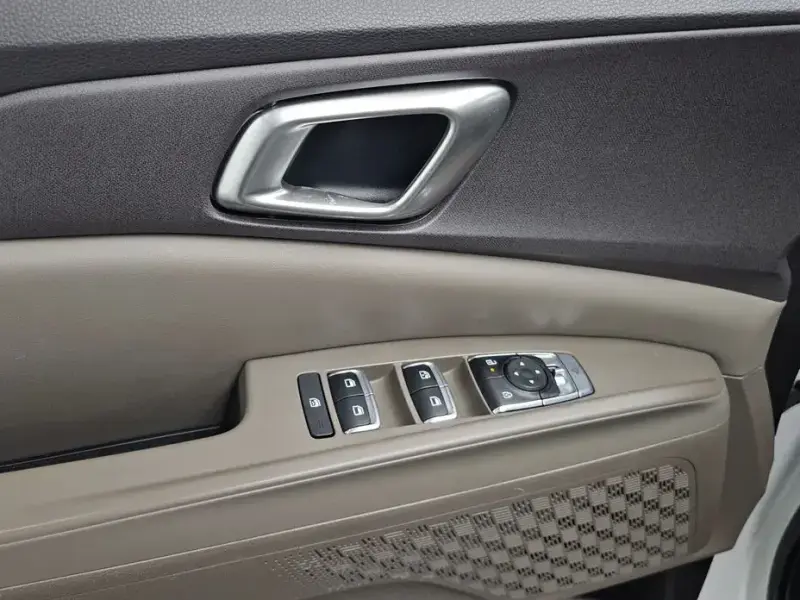 2024 Kia Carnival с пробегом 24 851 км