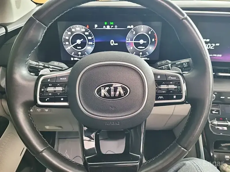2021 Kia Carnival с пробегом 104 171 км
