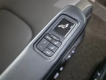 2024 Kia Carnival с пробегом 30 056 км