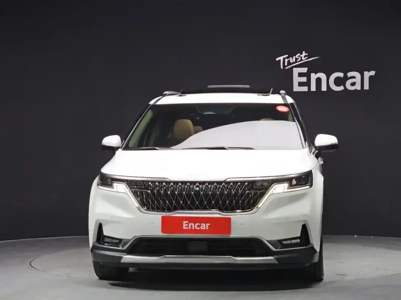 2022 Kia Carnival с пробегом 69 718 км