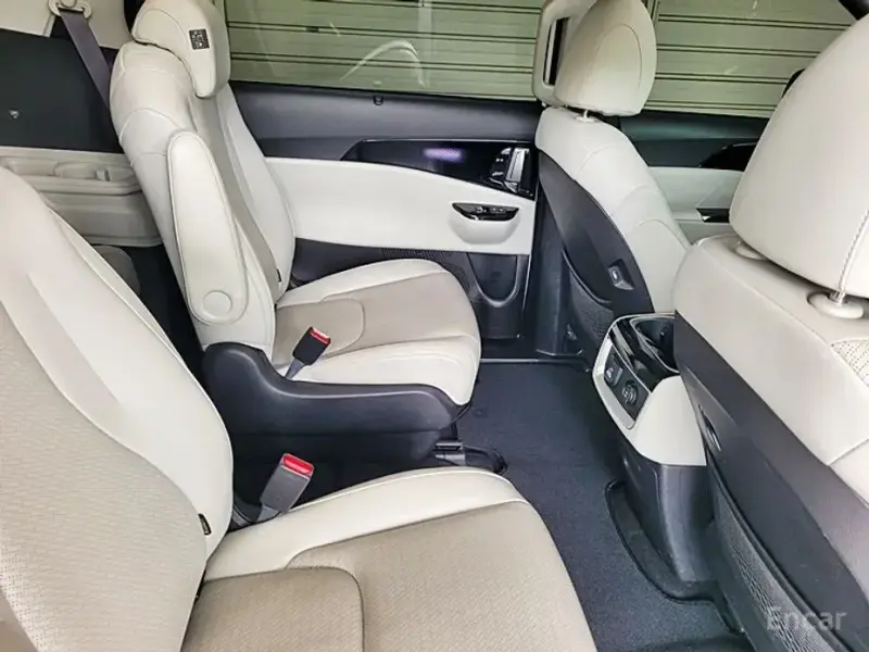 2021 Kia Carnival с пробегом 104 171 км