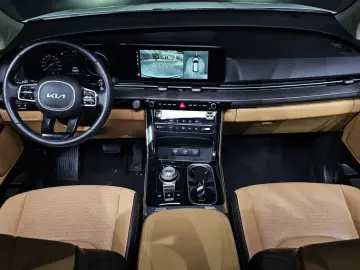 2022 Kia Carnival с пробегом 69 718 км