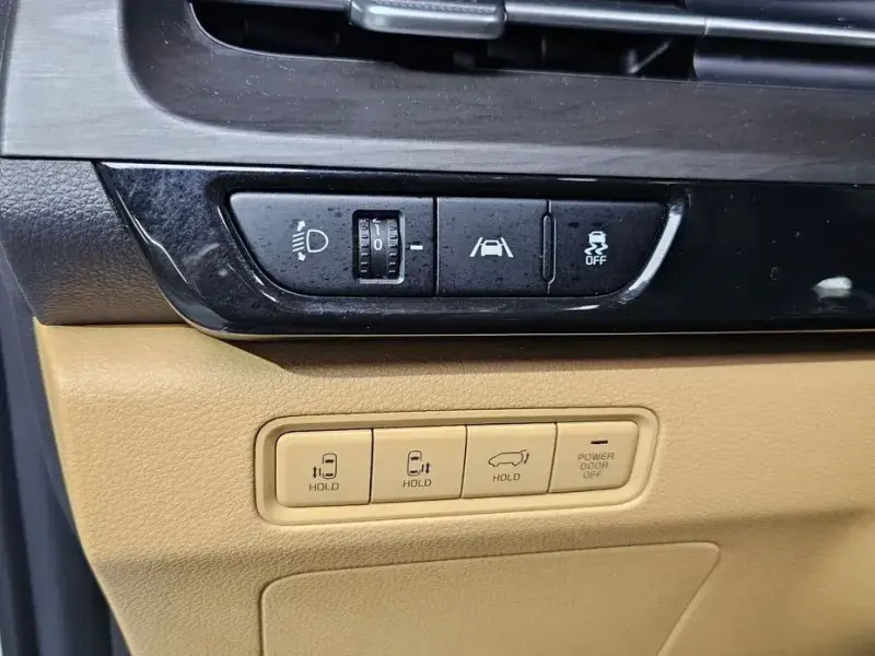 2022 Kia Carnival с пробегом 69 718 км
