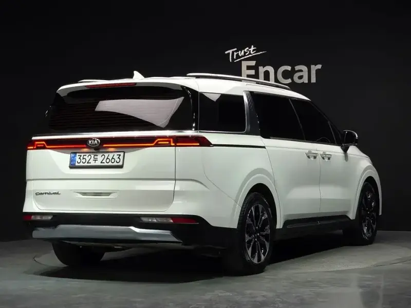2021 Kia Carnival с пробегом 150 942 км