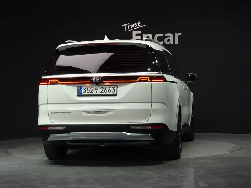2021 Kia Carnival с пробегом 150 942 км