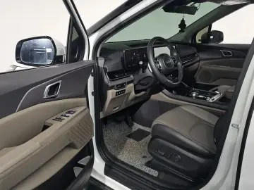 2024 Kia Carnival с пробегом 35 363 км