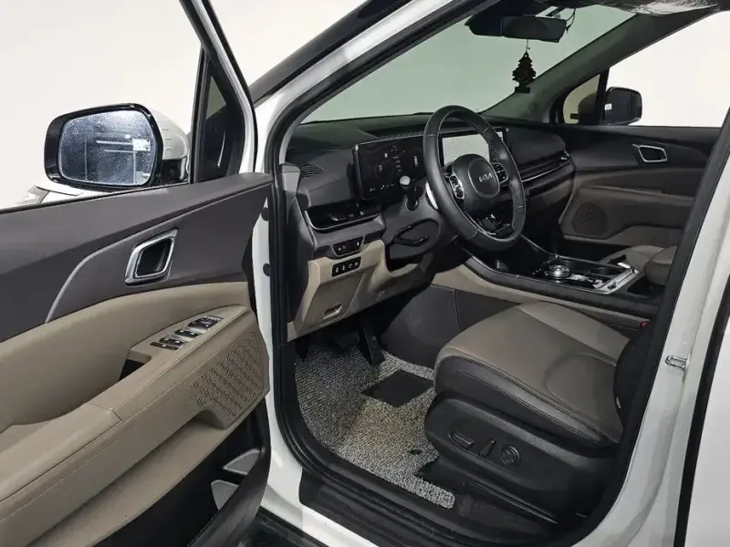 2024 Kia Carnival с пробегом 35 363 км