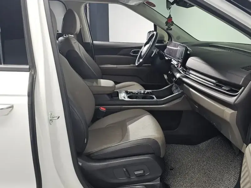 2024 Kia Carnival с пробегом 35 363 км