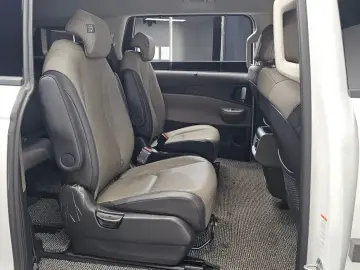 2024 Kia Carnival с пробегом 35 363 км