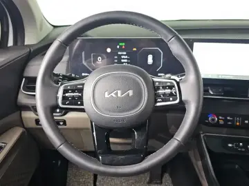 2024 Kia Carnival с пробегом 35 363 км