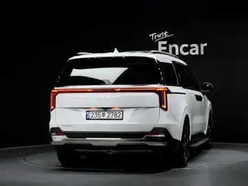 2024 Kia Carnival с пробегом 14 561 км