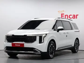 2024 Kia Carnival с пробегом 10 709 км