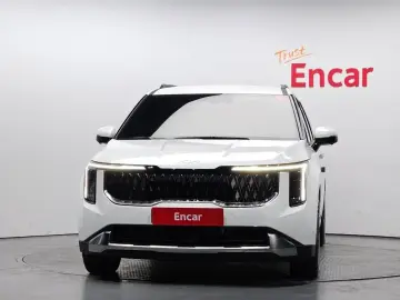 2024 Kia Carnival с пробегом 10 709 км