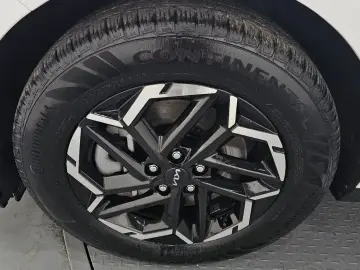 2024 Kia Carnival с пробегом 10 709 км