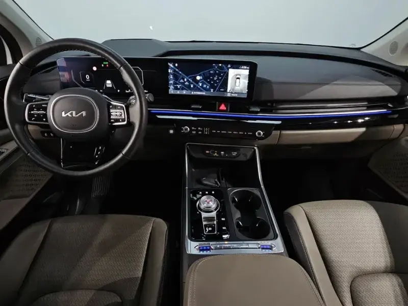 2024 Kia Carnival с пробегом 10 709 км