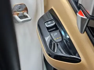 2023 Kia Carnival с пробегом 47 230 км