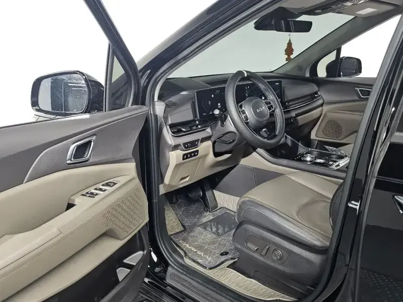 2024 Kia Carnival с пробегом 31 506 км