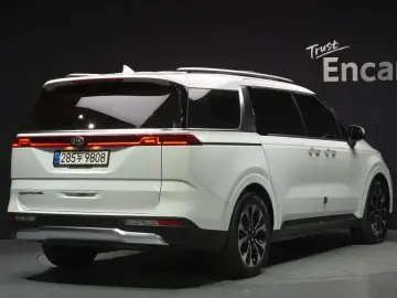 2021 Kia Carnival с пробегом 35 808 км