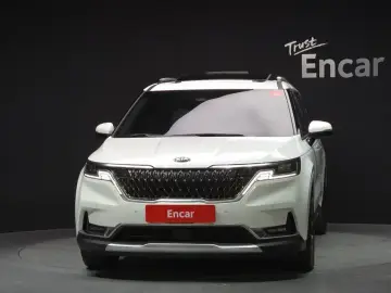 2021 Kia Carnival с пробегом 35 808 км