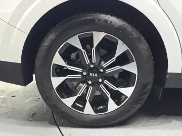 2021 Kia Carnival с пробегом 35 808 км