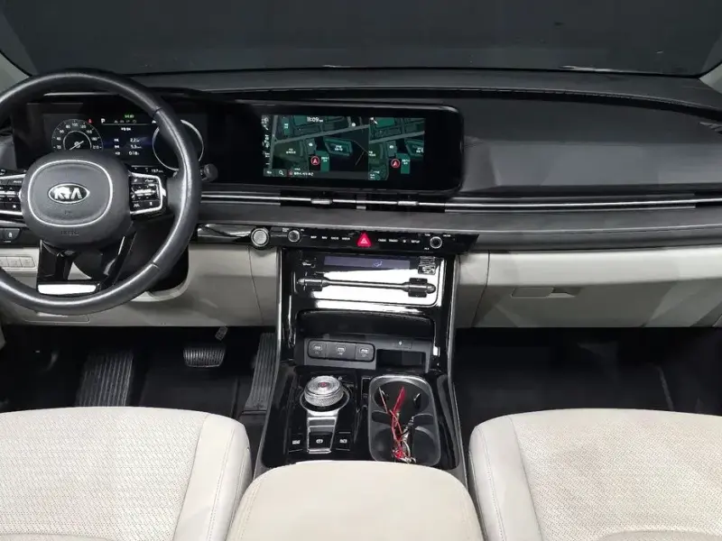 2021 Kia Carnival с пробегом 35 808 км