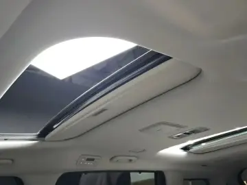 2021 Kia Carnival с пробегом 35 808 км