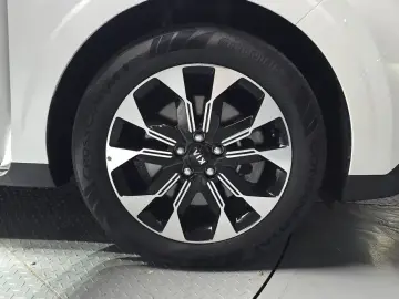 2021 Kia Carnival с пробегом 35 808 км