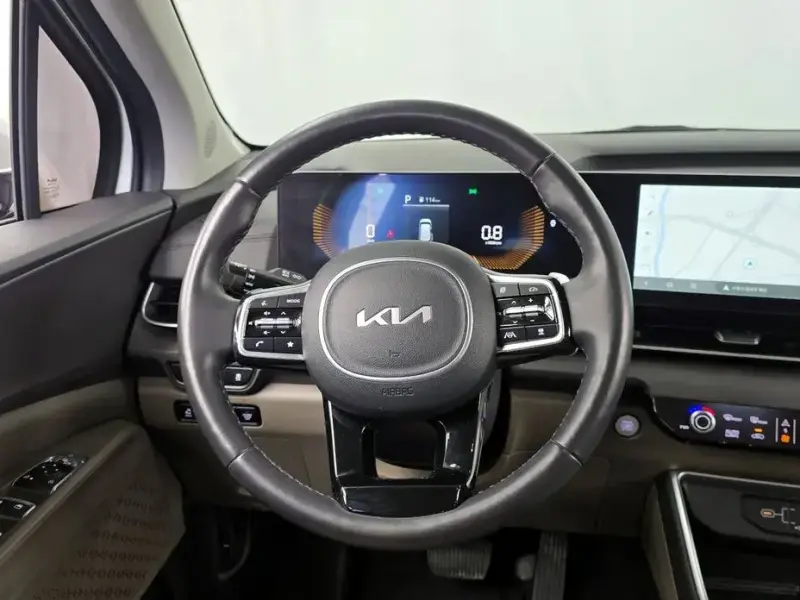2024 Kia Carnival с пробегом 51 931 км
