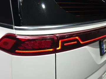 2021 Kia Carnival с пробегом 35 808 км