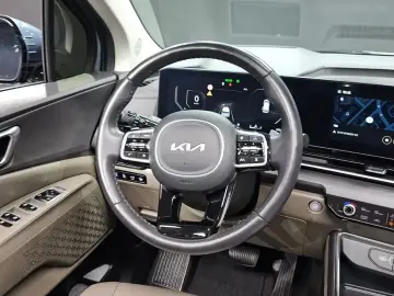 2024 Kia Carnival с пробегом 26 943 км