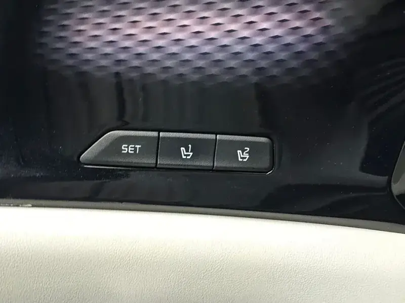 2021 Kia Carnival с пробегом 35 808 км