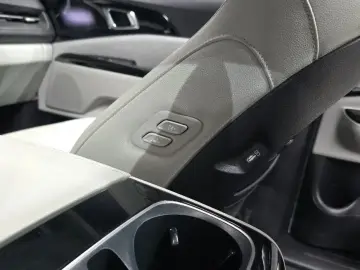 2021 Kia Carnival с пробегом 35 808 км
